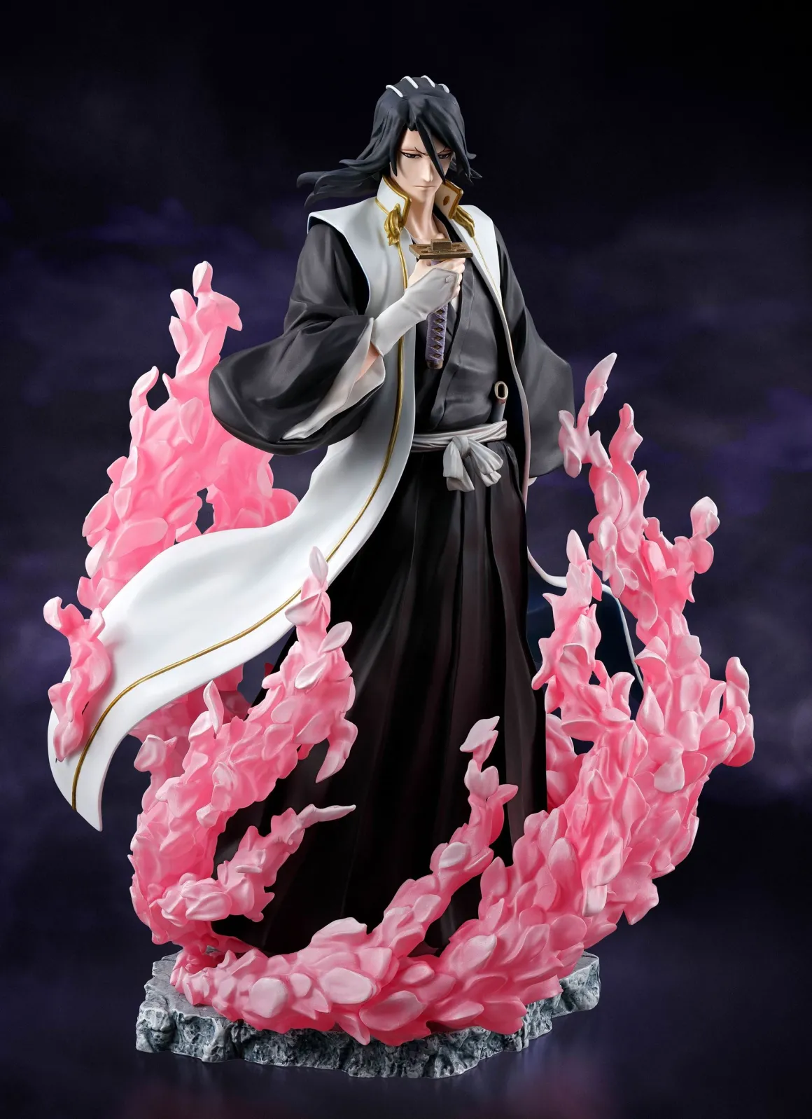BLEACH - Byakuya Kuchiki FiguartsZERO Figure (THE BLOOD WARFARE Ver.)