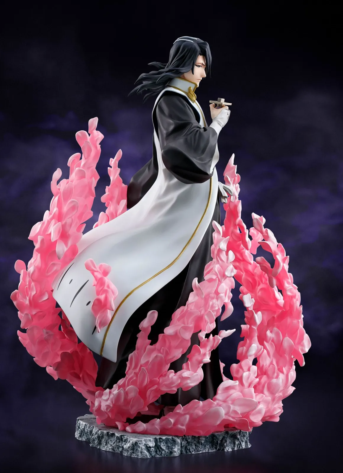 BLEACH - Byakuya Kuchiki FiguartsZERO Figure (THE BLOOD WARFARE Ver.)