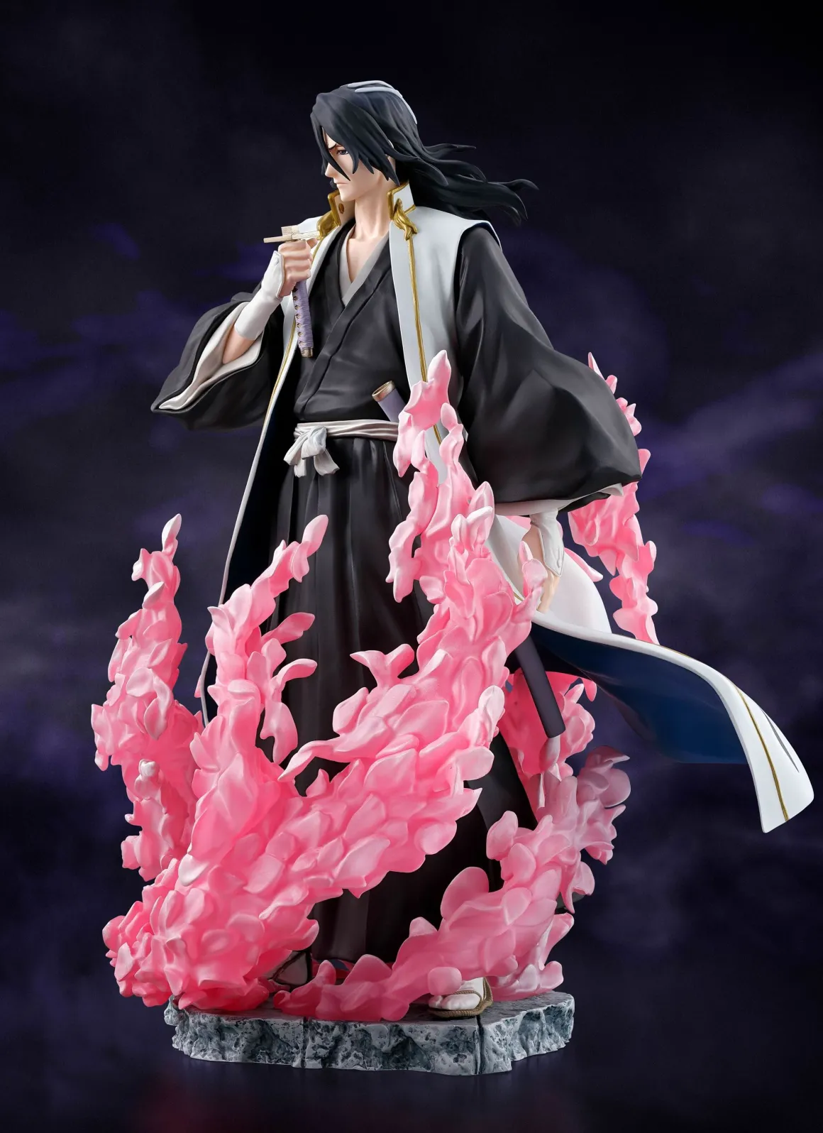 BLEACH - Byakuya Kuchiki FiguartsZERO Figure (THE BLOOD WARFARE Ver.)