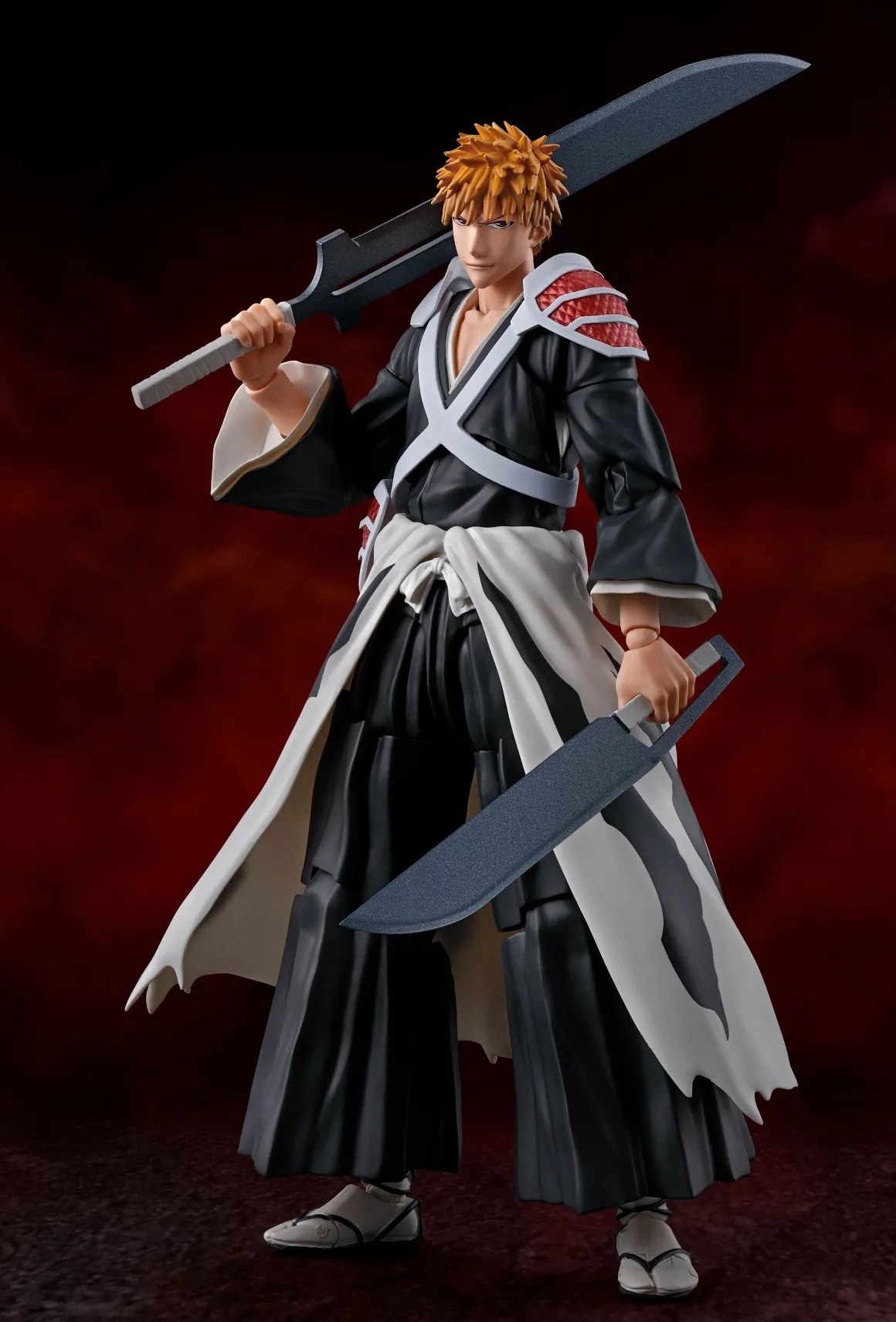 BLEACH - Ichigo Kurosaki S.H.Figuarts Figure (Dual Zangetsu Ver.)