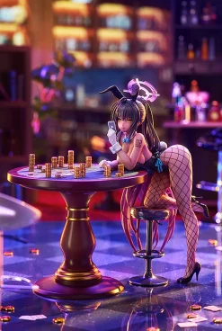 Blue Archive - Karin Kakudate 1/7 Scale Figure (Game Playing Bunny Girl Ver.)