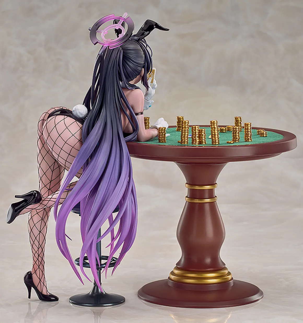 Blue Archive - Karin Kakudate 1/7 Scale Figure (Game Playing Bunny Girl Ver.)