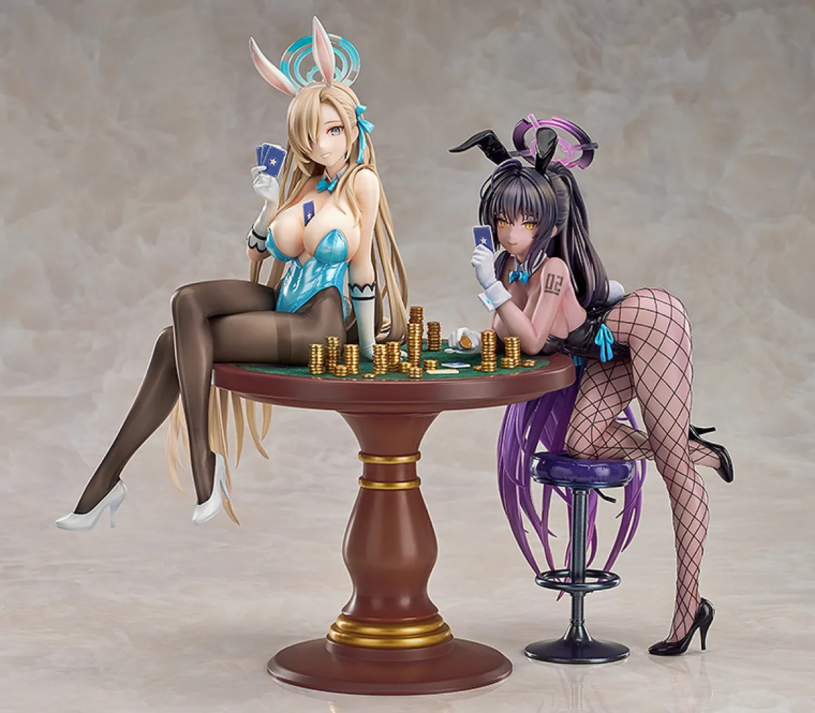 Blue Archive - Karin Kakudate 1/7 Scale Figure (Game Playing Bunny Girl Ver.)