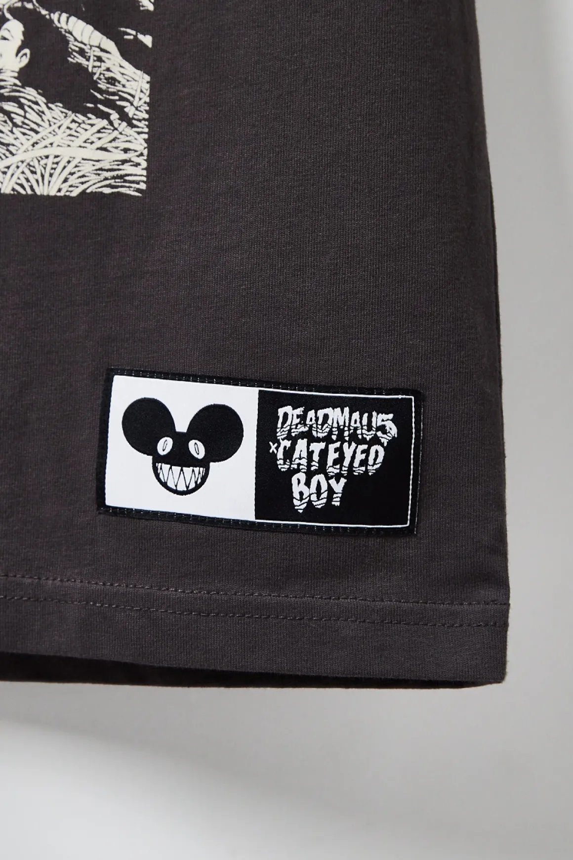 Cat-Eyed Boy x Deadmau5 Horde Distressed T-Shirt