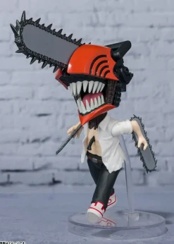 Chainsaw Man - Denji Figuarts Mini Figure (Chainsaw Ver.)