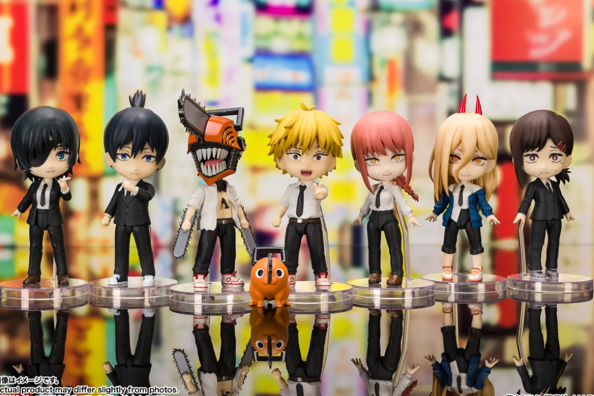 Chainsaw Man - Denji Figuarts Mini Figure (Chainsaw Ver.)