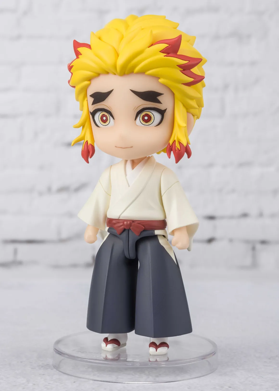 Demon Slayer: Kimetsu no Yaiba - Senjuro Rengoku Figuarts Mini Figure