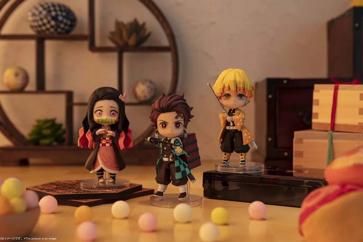 Demon Slayer: Kimetsu no Yaiba - Nezuko Kamado Figuarts Mini Figure