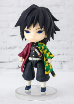 Demon Slayer: Kimetsu no Yaiba - Giyu Tomioka Figuarts Mini Figure