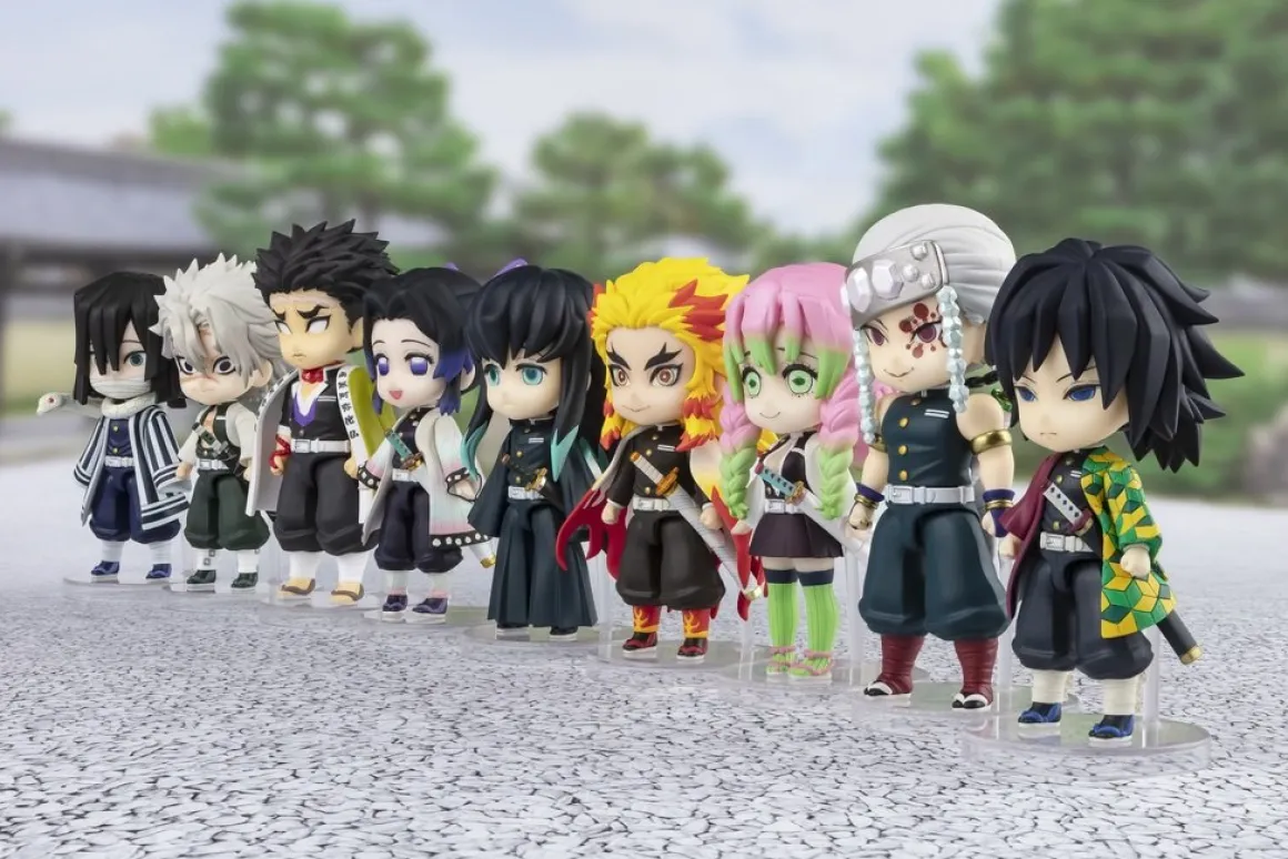 Demon Slayer: Kimetsu no Yaiba - Uzui Tengen Figuarts Mini Figure