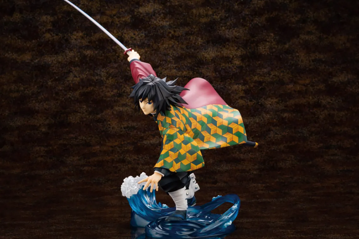 Demon Slayer: Kimetsu no Yaiba - Giyu Tomioka 1/8 Scale ARTFX J Figure