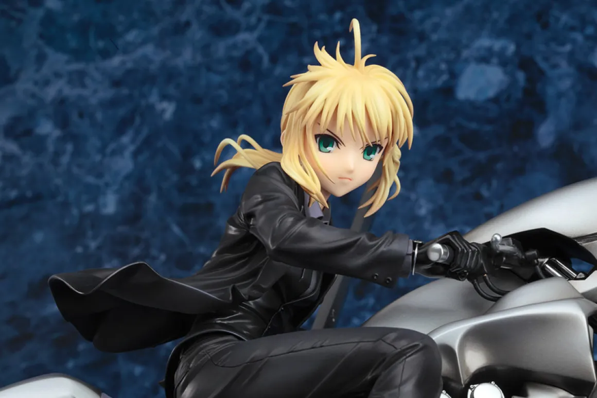Fate/Zero - Saber & Saber Motored Cuirassier 1/8 Scale Figure (3rd-run)