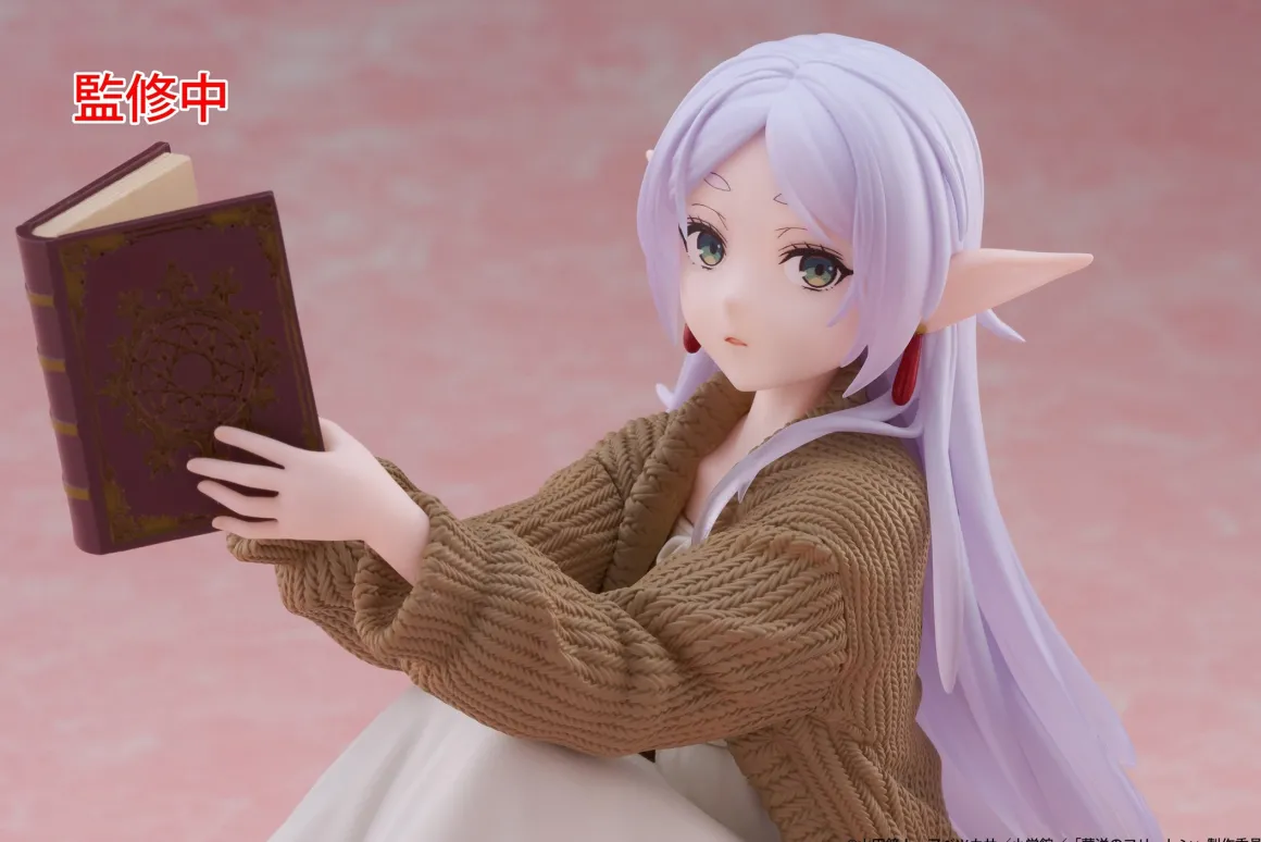 Frieren: Beyond Journey's End - Frieren Desktop Cute Prize Figure (Roomwear Ver.)