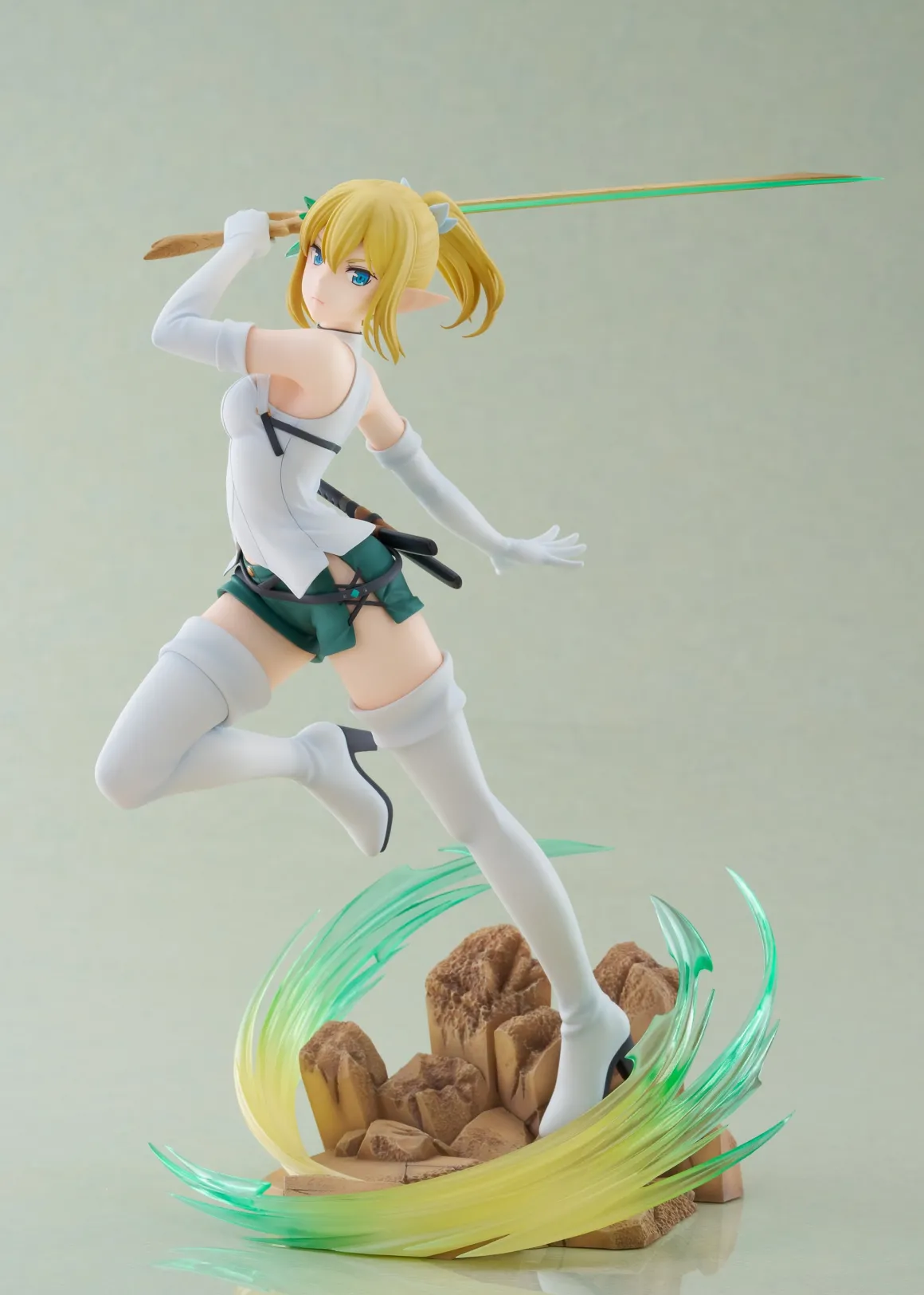 Is It Wrong to Try to Pick Up Girls in a Dungeon? V - Ryuu Lion 1/7 Scale Figure (Level 6 Ver.) (AmiAmi Limited Edition)