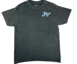 JoJo&rsquo;s Bizarre Adventure - Phantom Blood Dio Jonathan T-shirt - Crunchyroll Exclusive