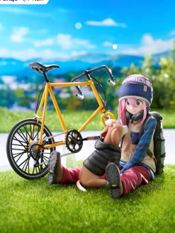 Laid-Back Camp - Nadeshiko Kagamihara 1/7 Scale Figure