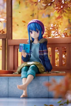 Laid-Back Camp - Rin Shima 1/7 Scale Figure (Footbath Ver.)