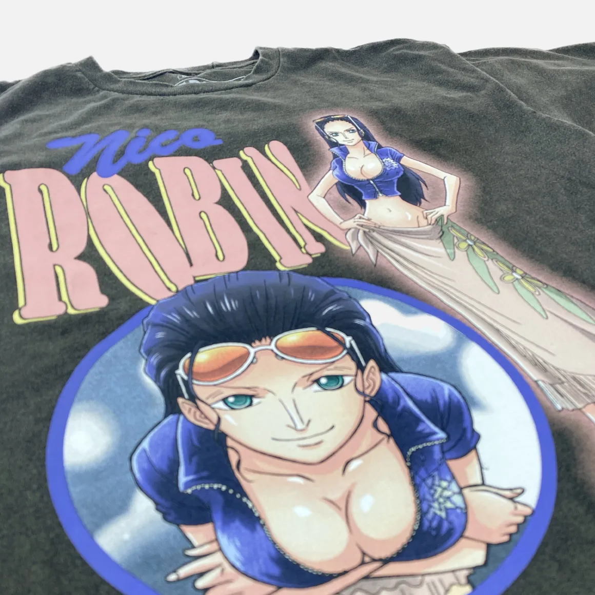 One Piece - Nico Robin 90’s T-shirt - Crunchyroll Exclusive