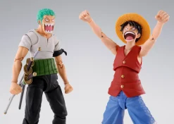 One Piece - Roronoa Zoro S.H.Figuarts Figure (Romance Dawn Ver.)