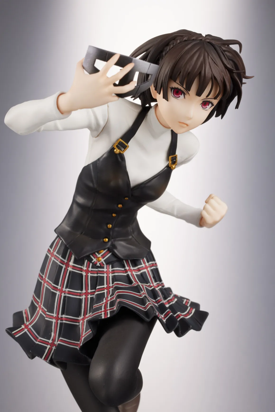 Persona 5 - Makoto Niijima 1/7 Scale Figure (School Uniform Ver.)