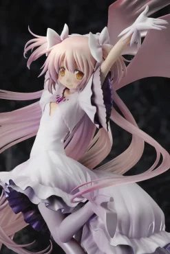 Puella Magi Madoka Magica the Movie: Rebellion - Ultimate Madoka 1/8 Scale Figure (Re-Run)