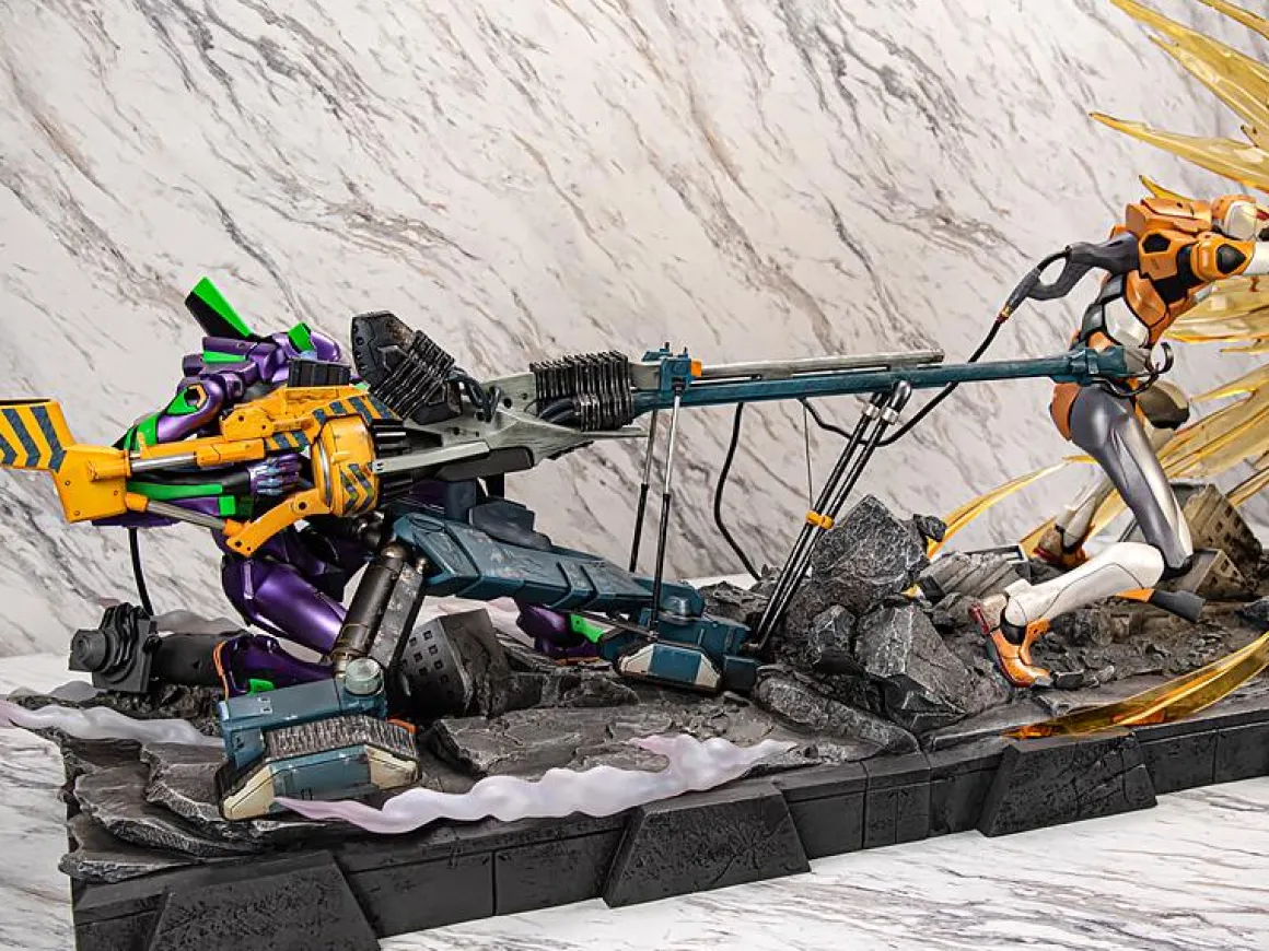 Rebuild of Evangelion - Evangelion Unit-01 Statue (Operation Yashima Premium Metallic Color Ver.) - Crunchyroll Exclusive