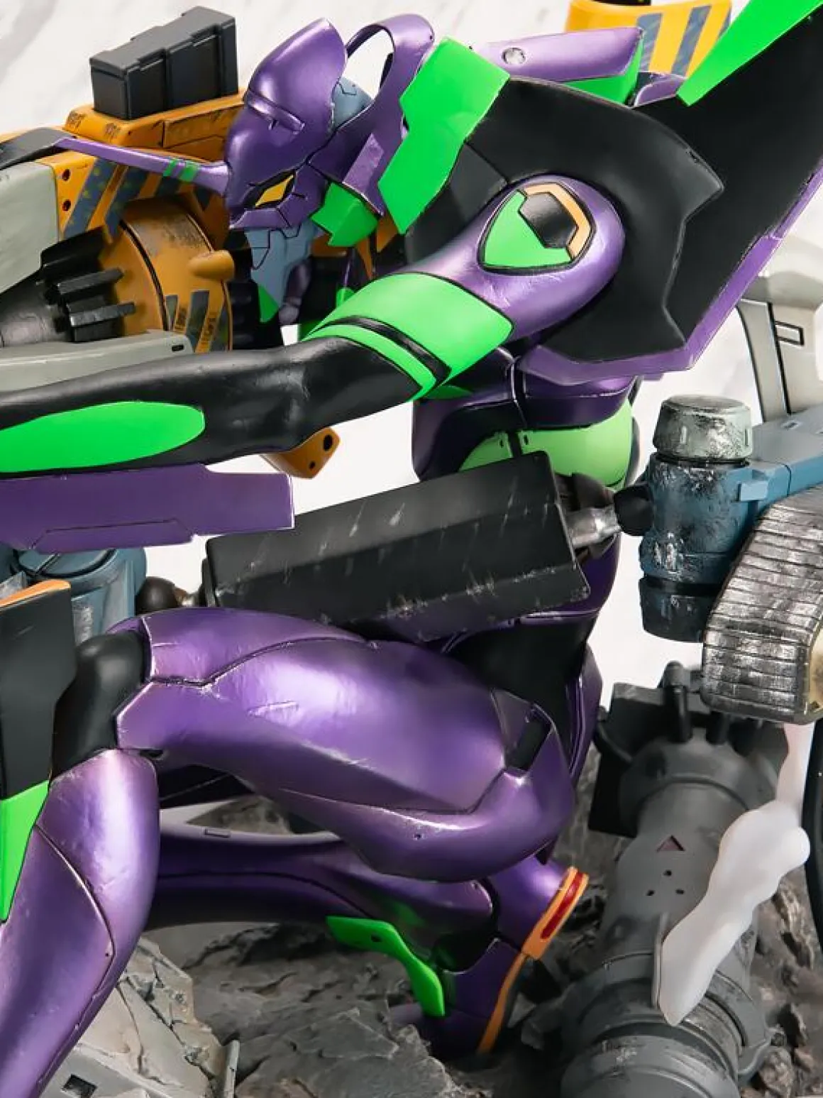 Rebuild of Evangelion - Evangelion Unit-01 Statue (Operation Yashima Premium Metallic Color Ver.) - Crunchyroll Exclusive