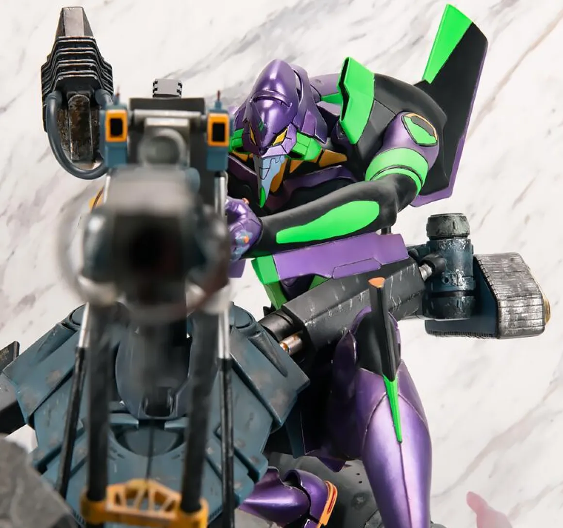 Rebuild of Evangelion - Evangelion Unit-01 Statue (Operation Yashima Premium Metallic Color Ver.) - Crunchyroll Exclusive