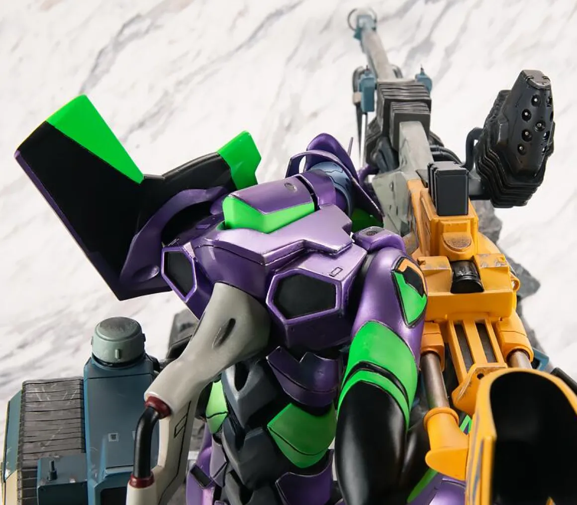 Rebuild of Evangelion - Evangelion Unit-01 Statue (Operation Yashima Premium Metallic Color Ver.) - Crunchyroll Exclusive